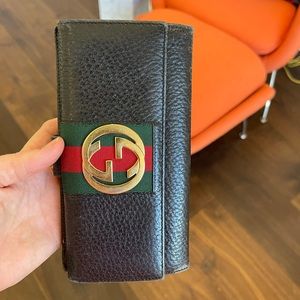 Vintage Gucci wallet